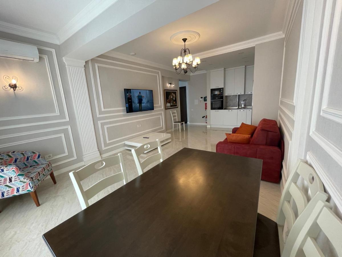 Azzure Vip Lägenhet Baku Exteriör bild