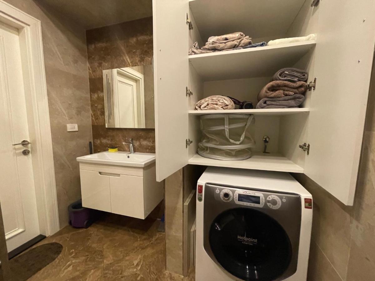 Azzure Vip Lägenhet Baku Exteriör bild